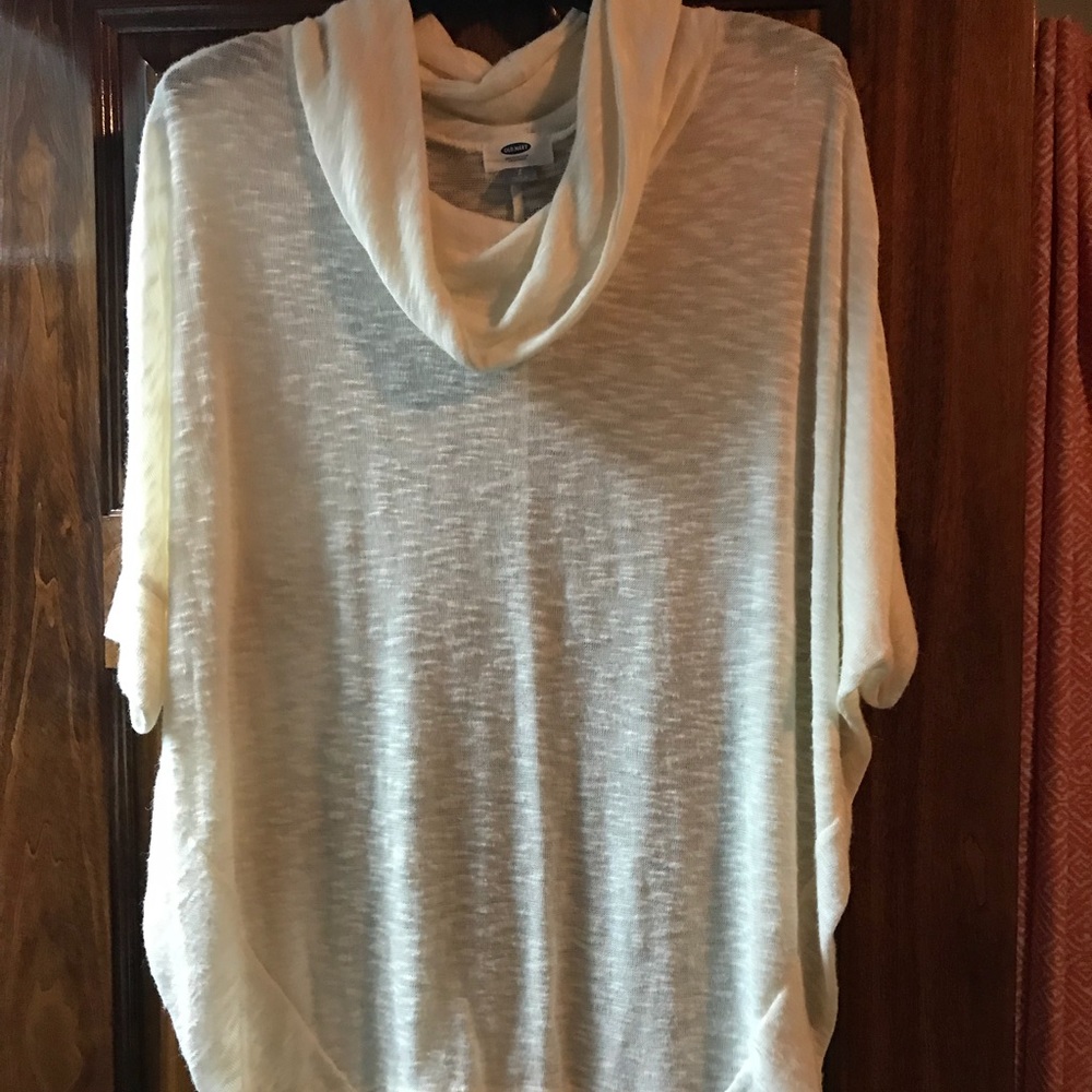 Old Navy lightweight sweater